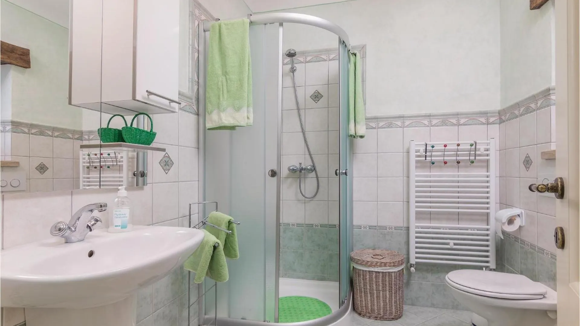Gorgeous Home In Pazin