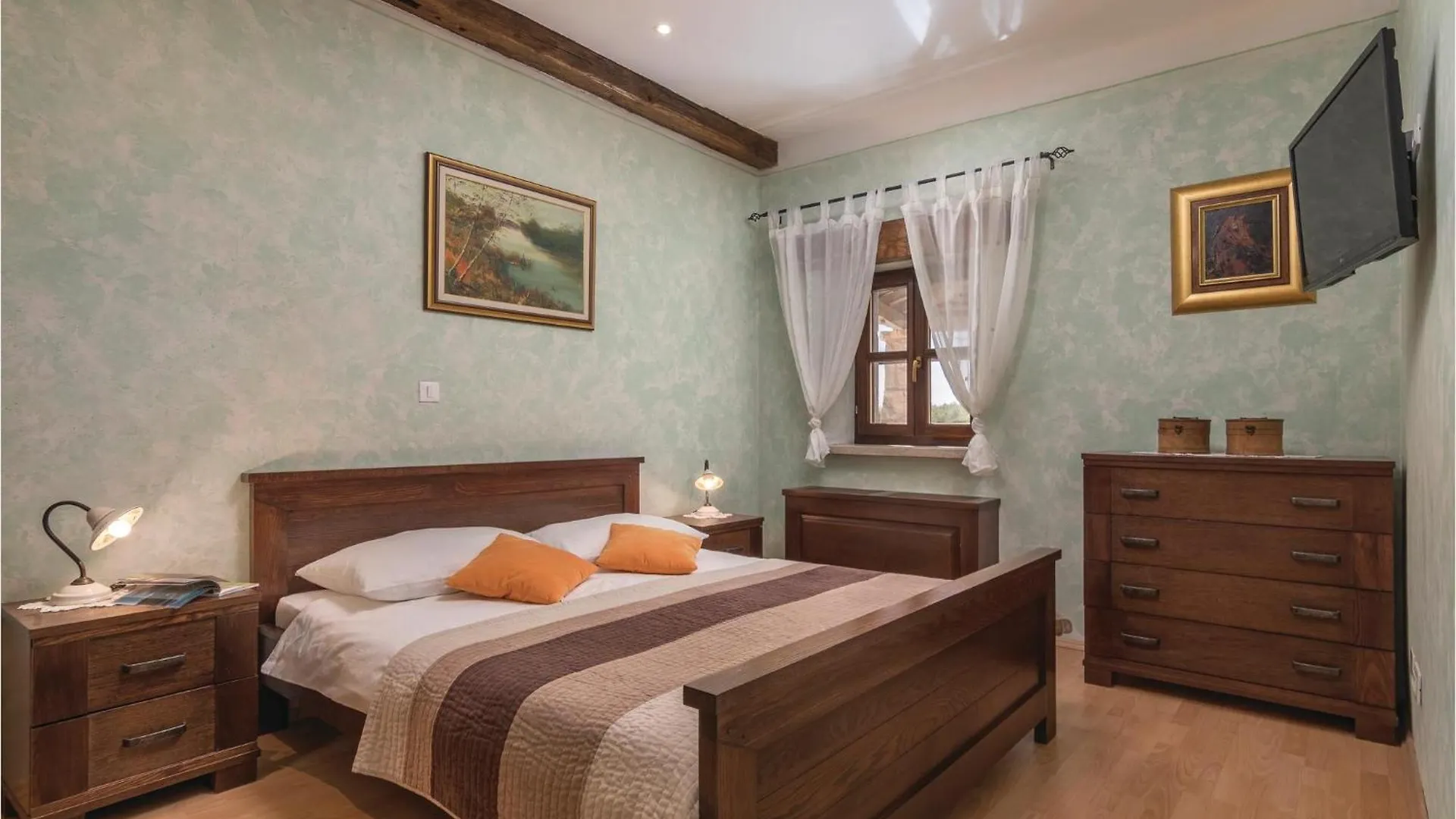 Gorgeous Home In Pazin 0*,