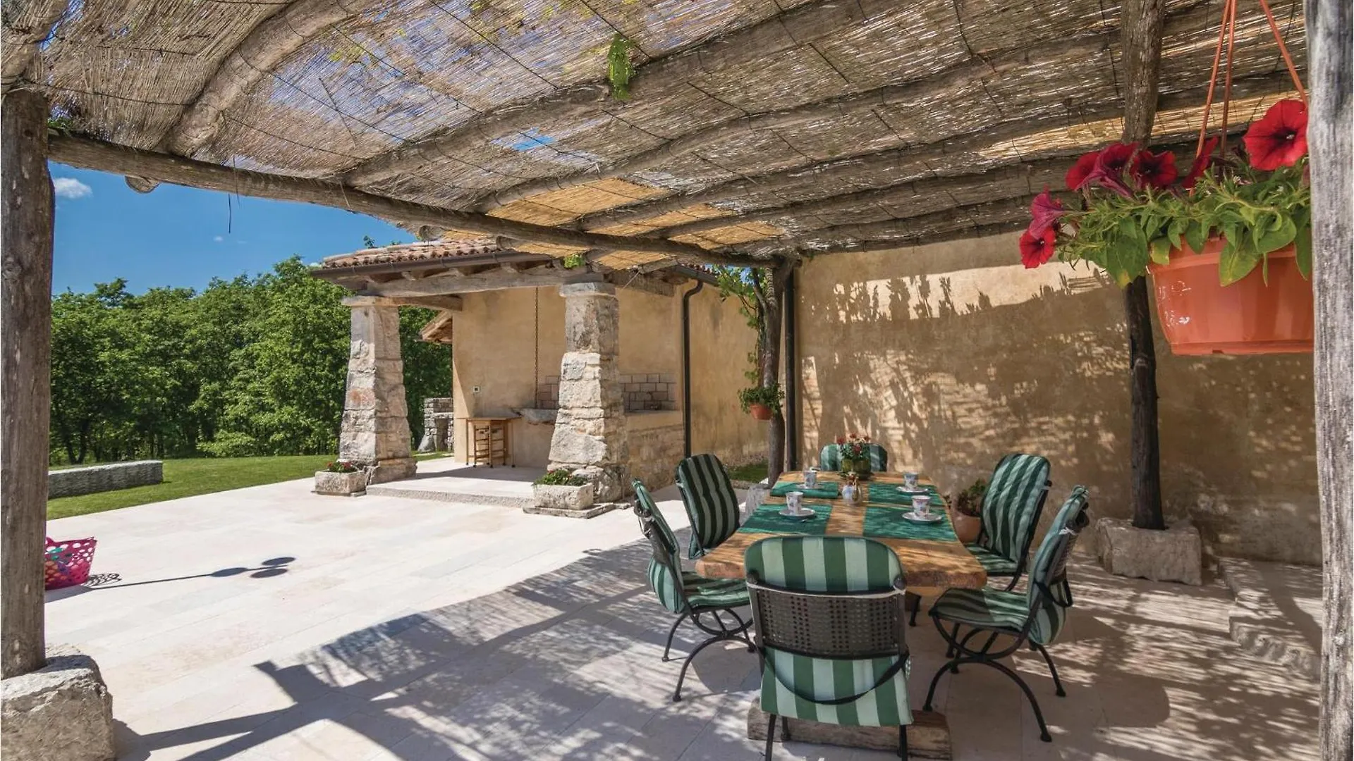 Gorgeous Home In Pazin Semesterbostad